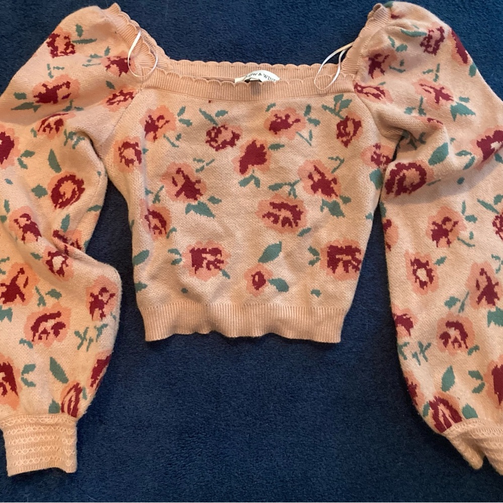 Floral Puff Sleeve Sweater